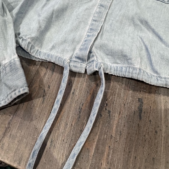 Abercrombie & Fitch Light Blue Denim Jacket - Picture 2 of 5